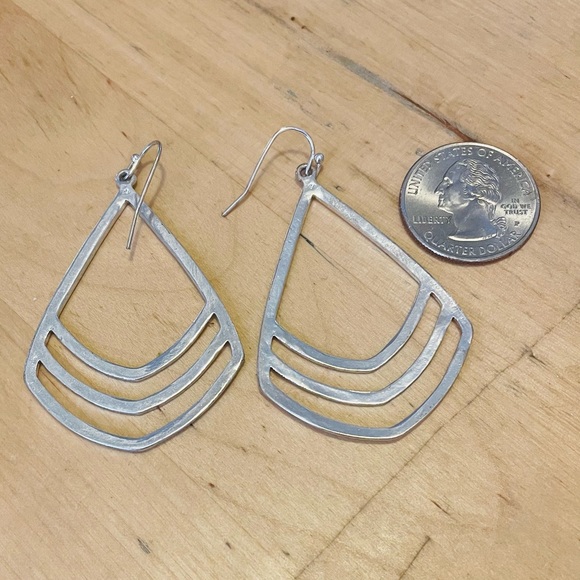 Pear-Shaped Silver Tone Chevron Strip Drop Earrings - Picture 5 of 5